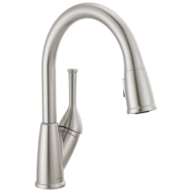 DELTA Classic Stainless Steel Single Handle Deck-mount Pull-down Kitchen Faucet with Sprayer